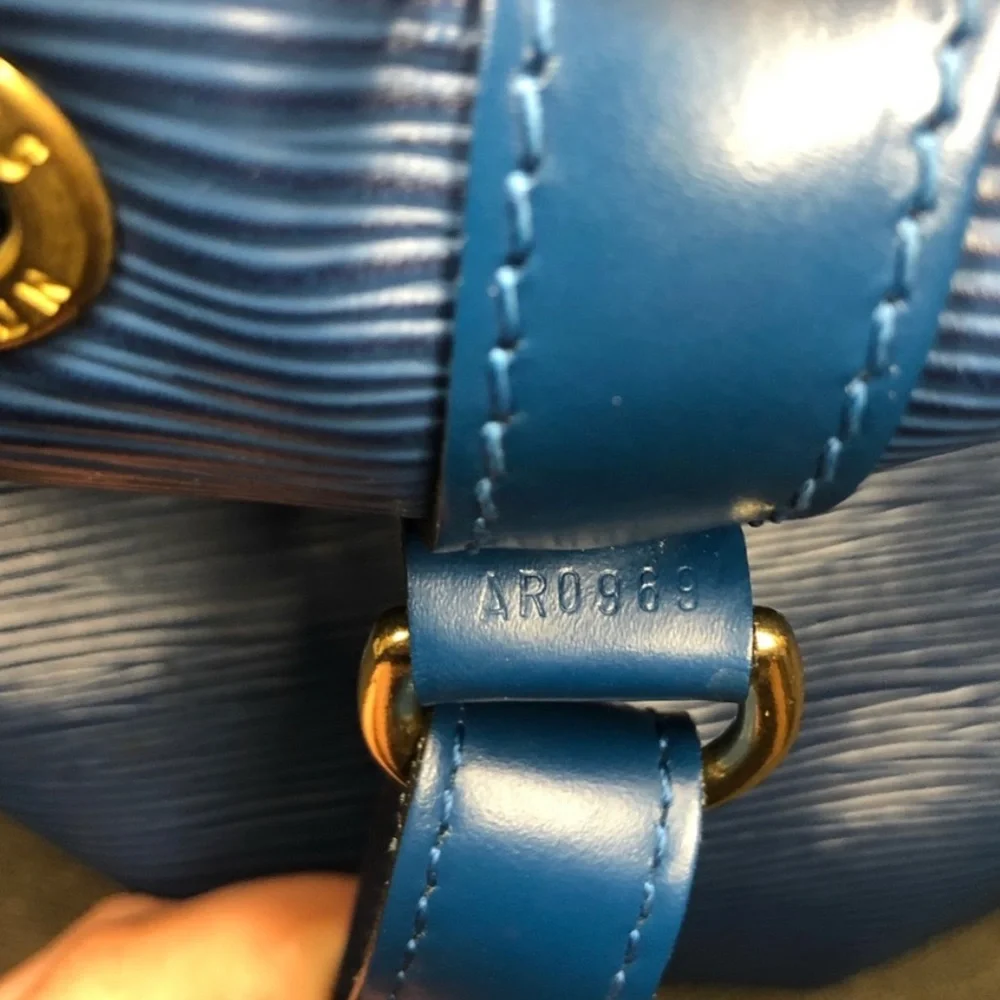 Louis Vuitton Petit Noe - Picture 13 of 15